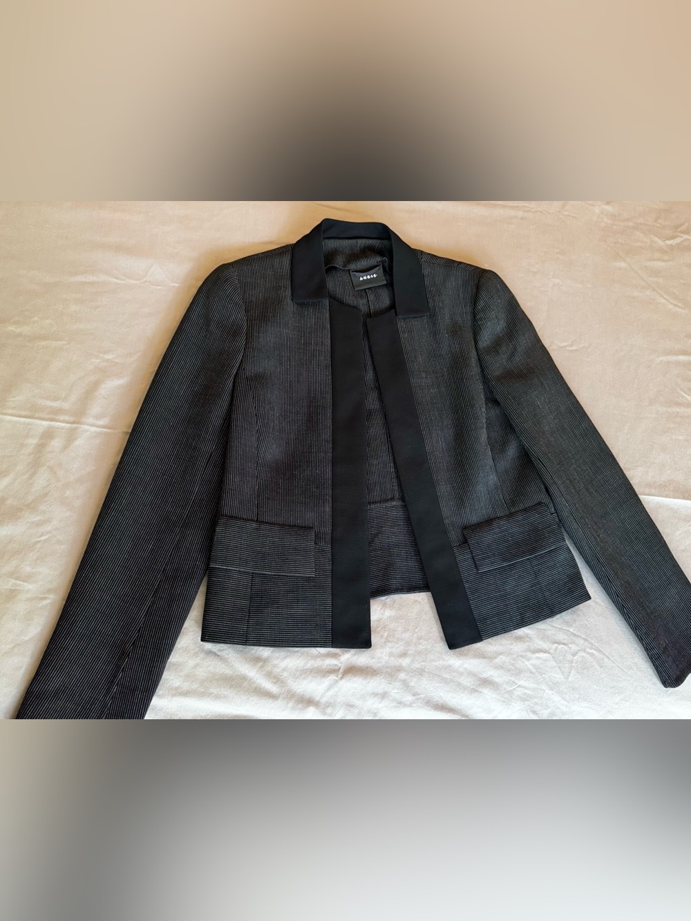 AKRIS Tailored Wool Blend Jacket Black Textured Pinstripe Notch-Collar Blazer - Picture 4 of 16